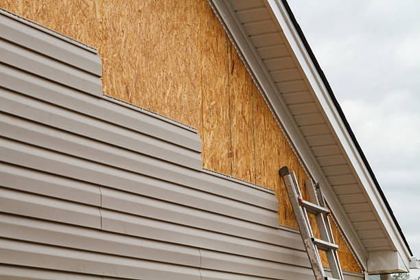 Professional Fiber Cement Siding technician working in Sturgeon, PA